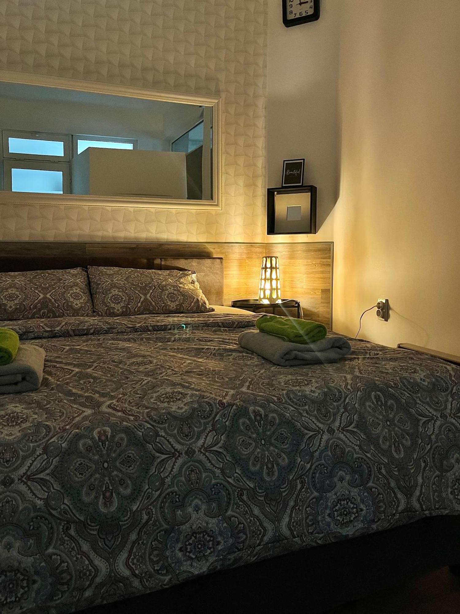 Nilton Apartmans Ni Esterno foto